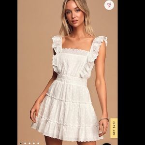 Lulu’s white eyelet dress